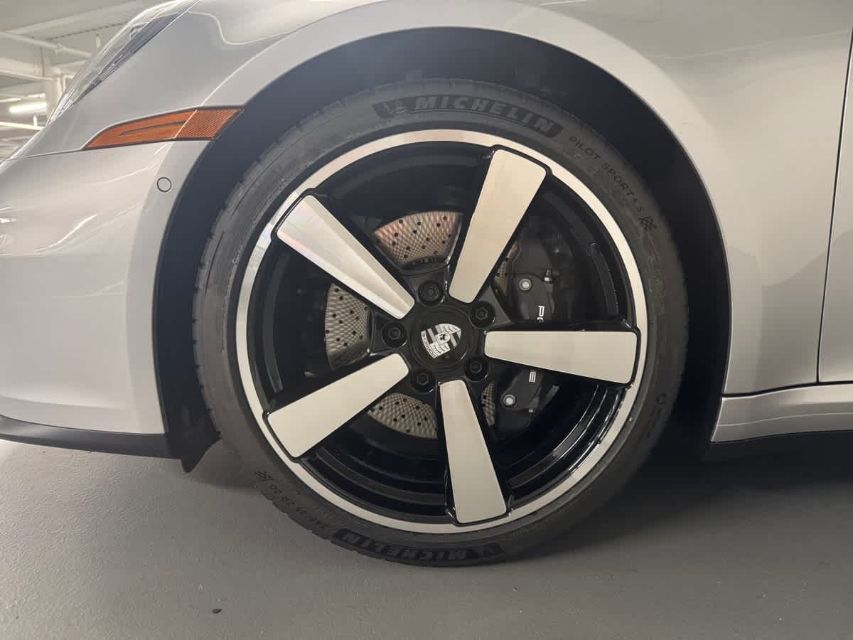 new 2026 Porsche 911 car