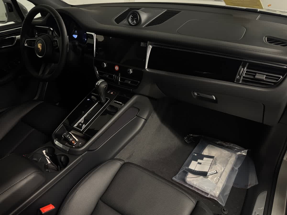 new 2026 Porsche Macan car