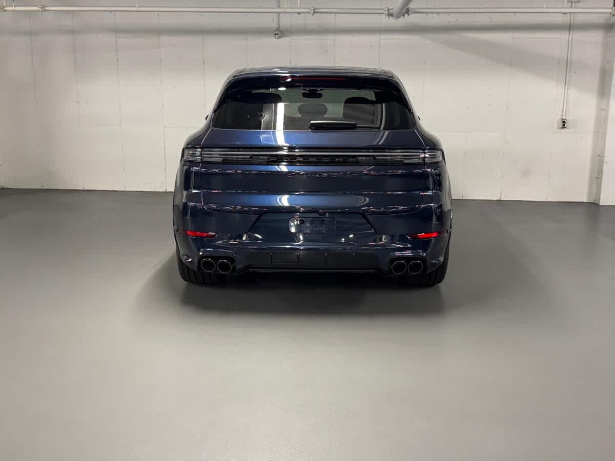 new 2025 Porsche Cayenne car