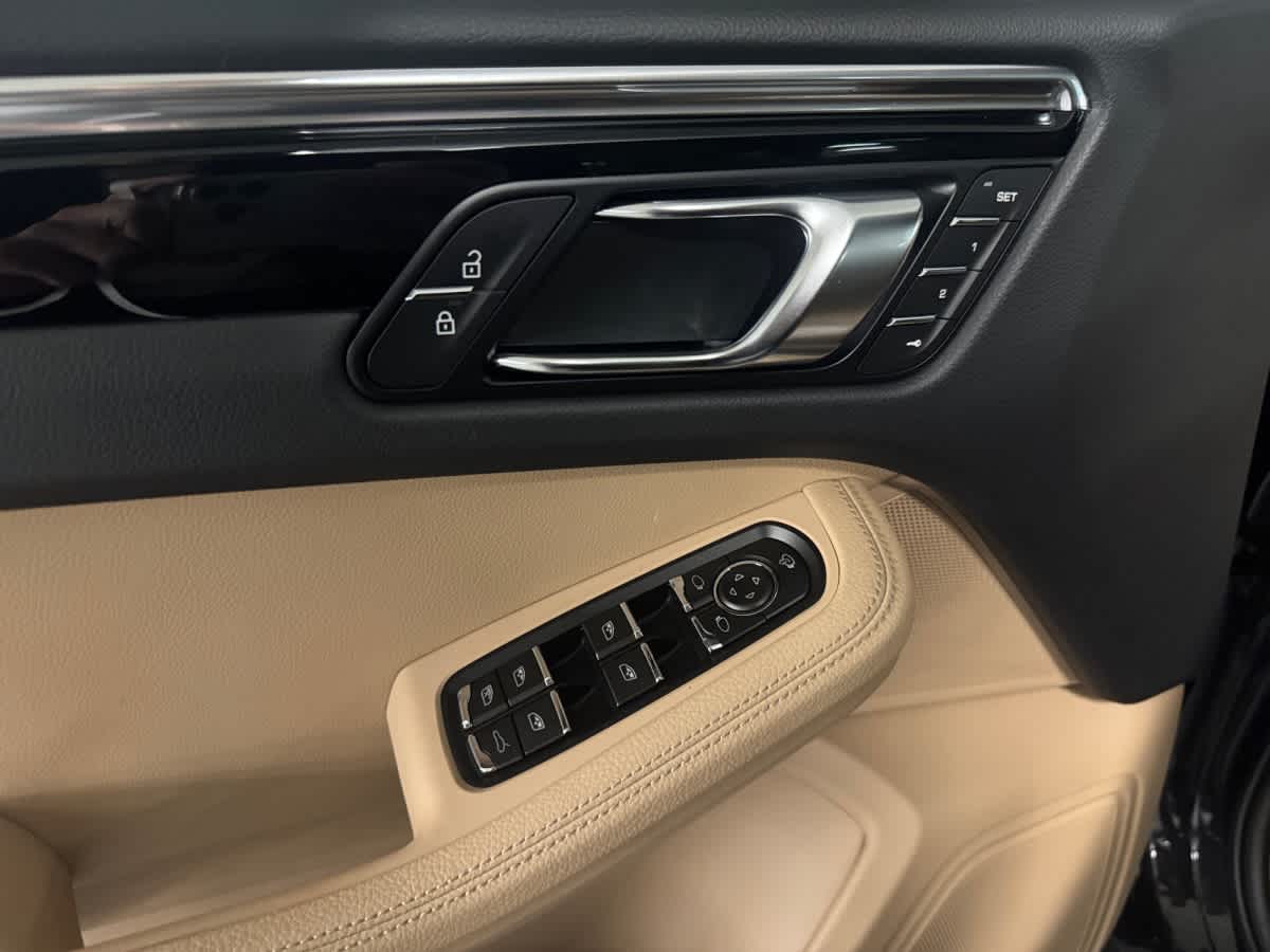 new 2026 Porsche Macan car