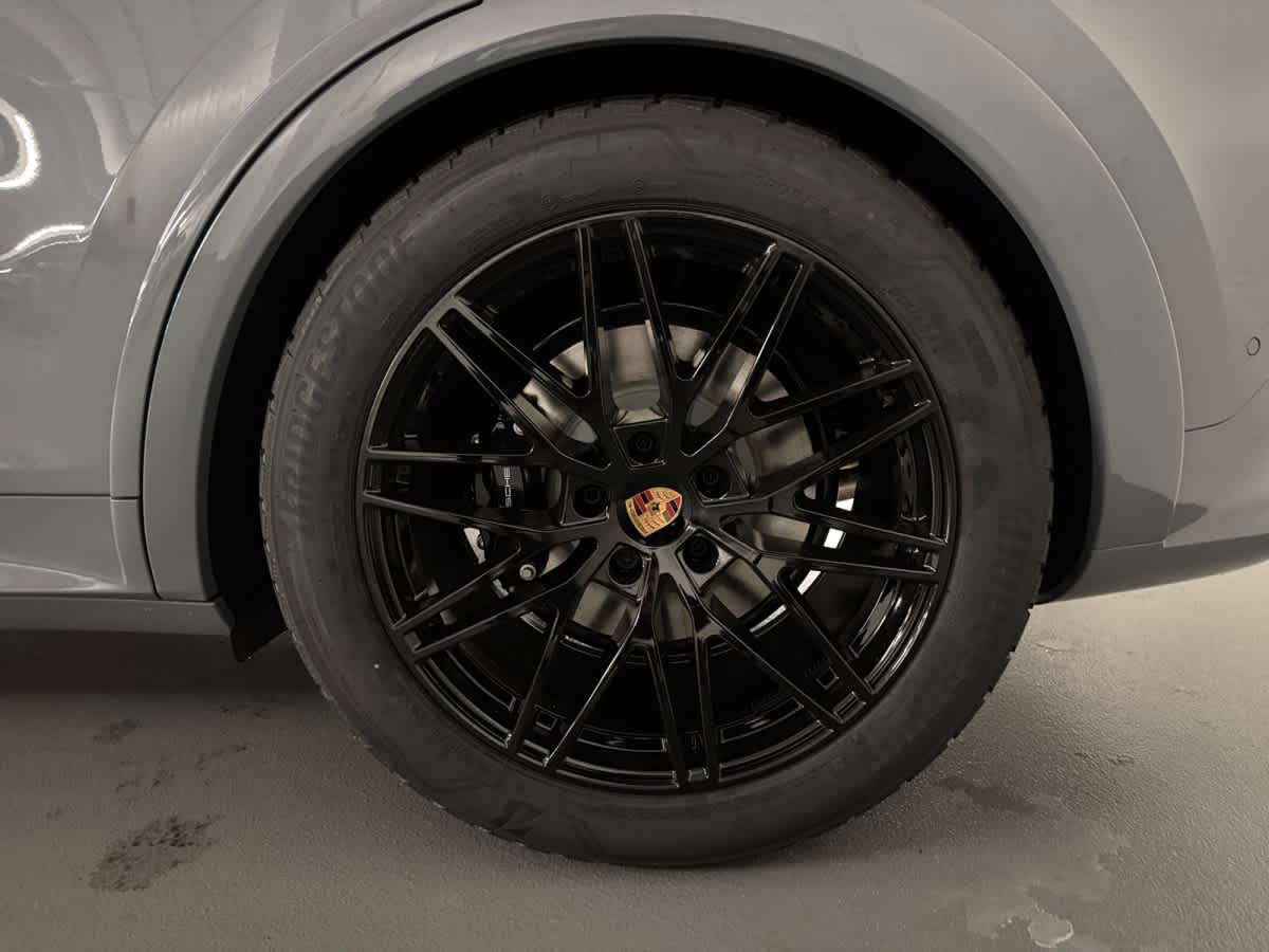 new 2026 Porsche Cayenne car