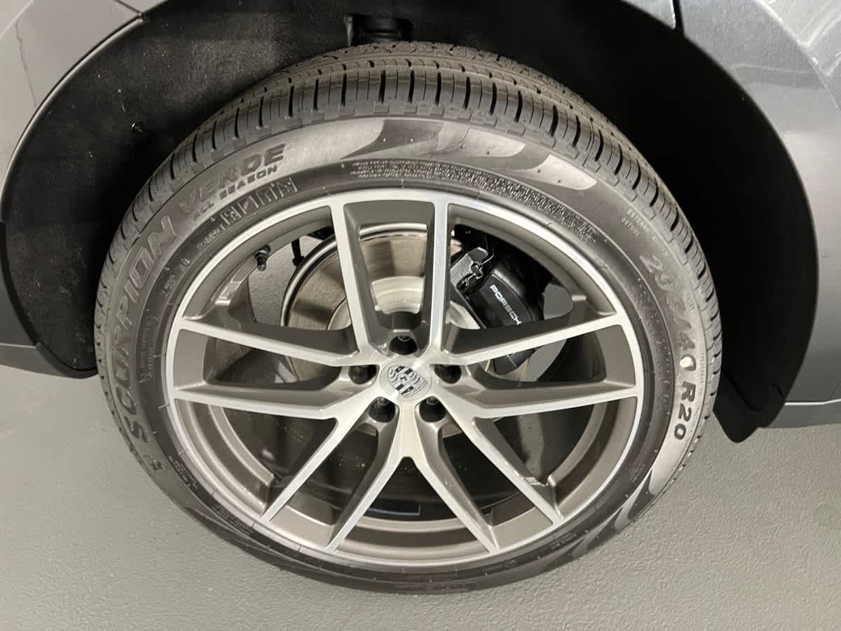 new 2026 Porsche Macan car