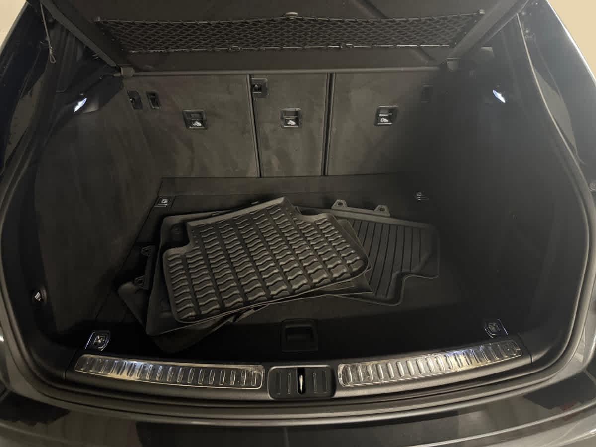 used 2019 Porsche Macan car, priced at $39,297