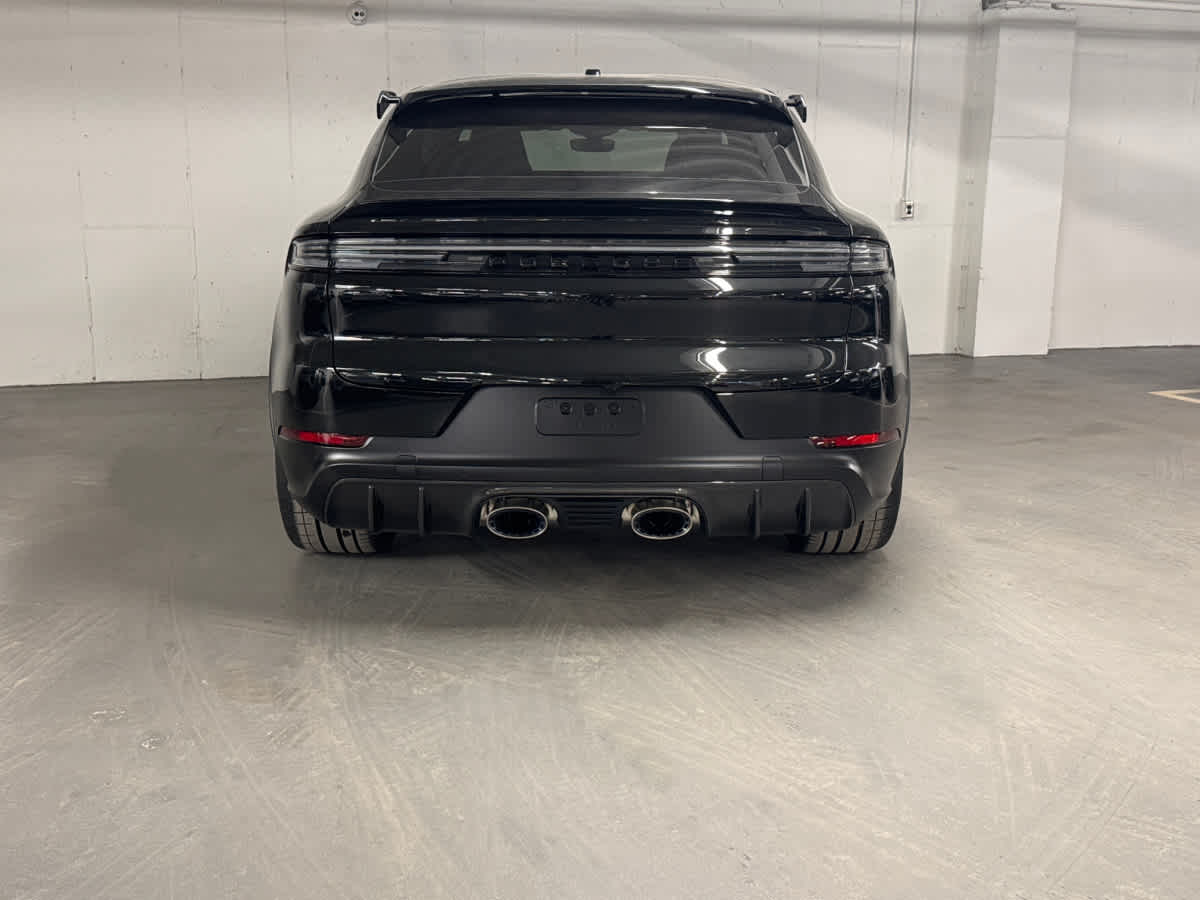 new 2025 Porsche Cayenne car