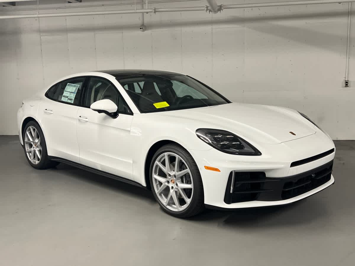 new 2026 Porsche Panamera car