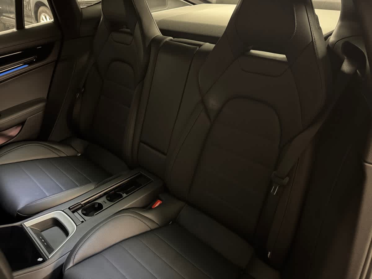 new 2025 Porsche Panamera car