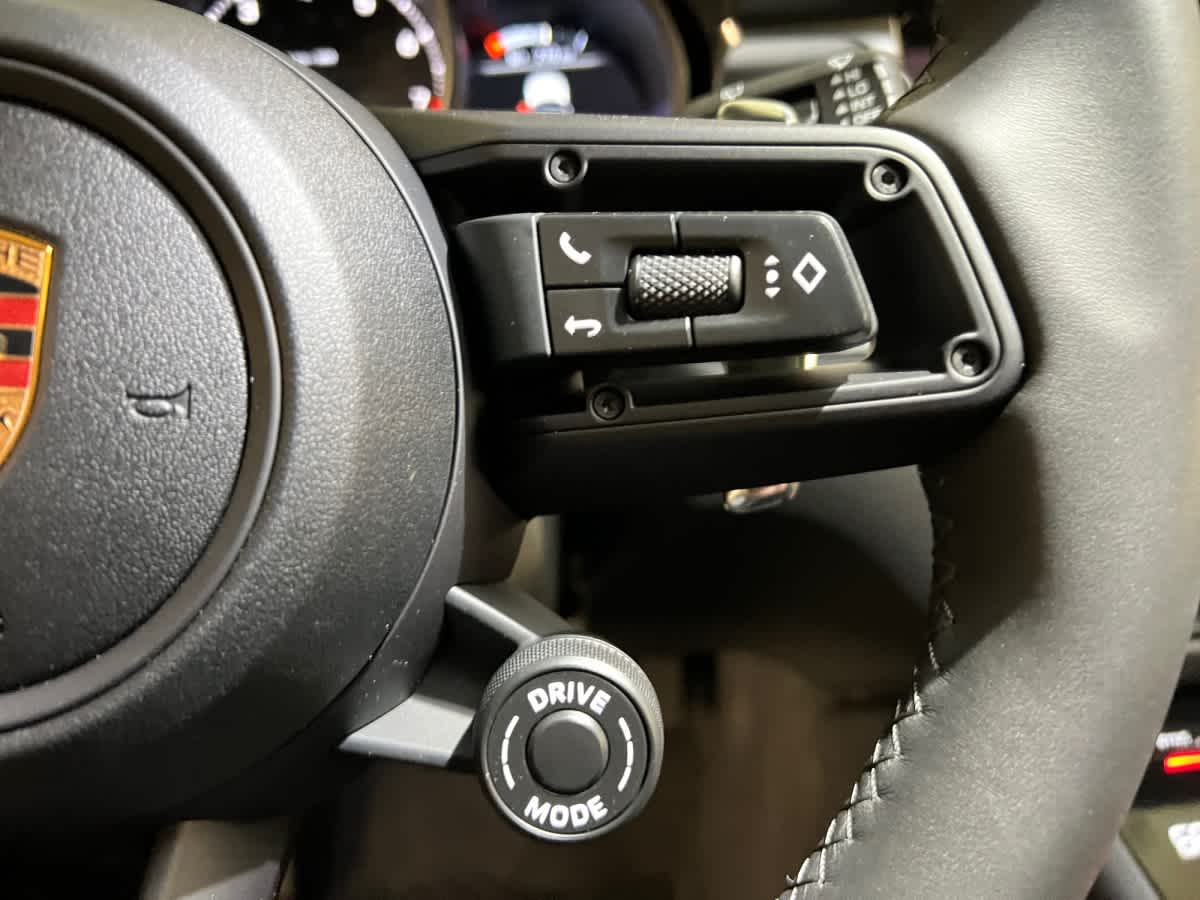 new 2026 Porsche Macan car