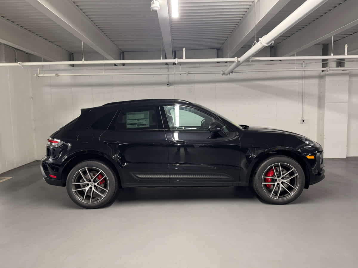 new 2026 Porsche Macan car