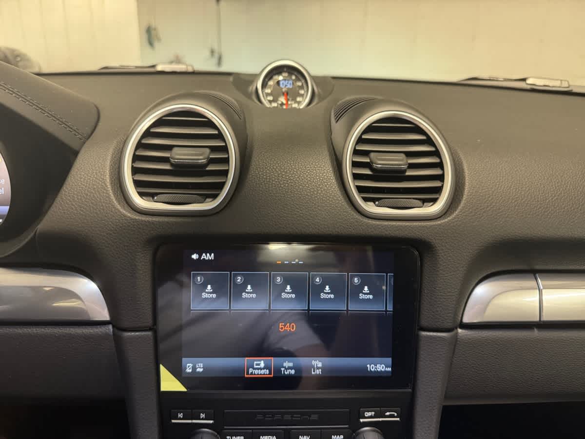 new 2025 Porsche 718 Cayman car