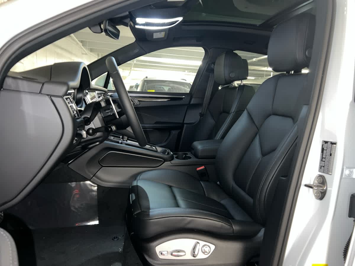 new 2026 Porsche Macan car