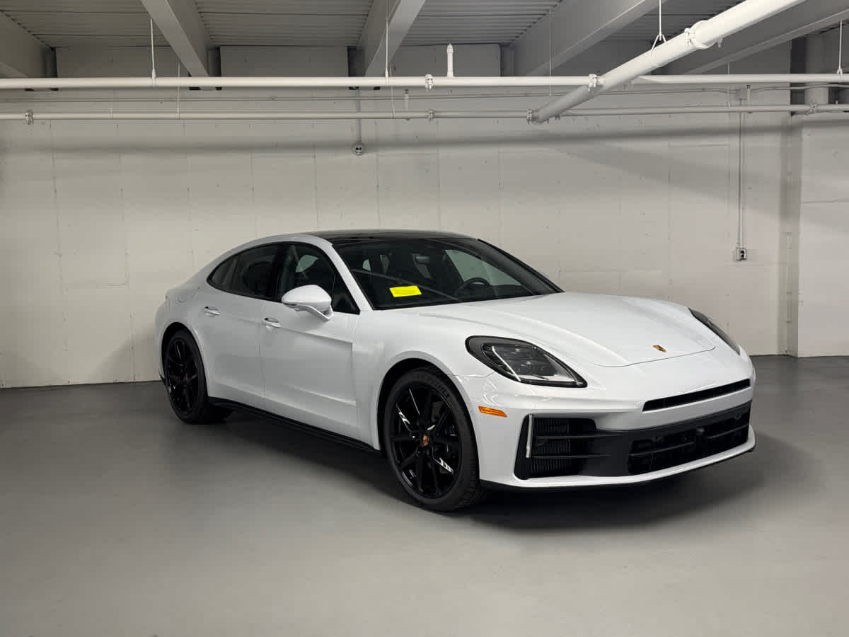 new 2026 Porsche Panamera car