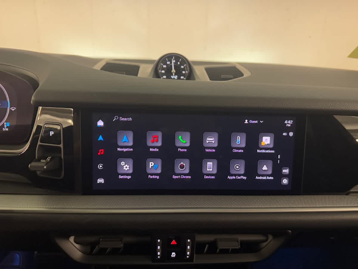 new 2025 Porsche Cayenne car