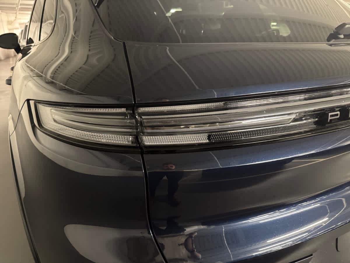 new 2025 Porsche Cayenne car