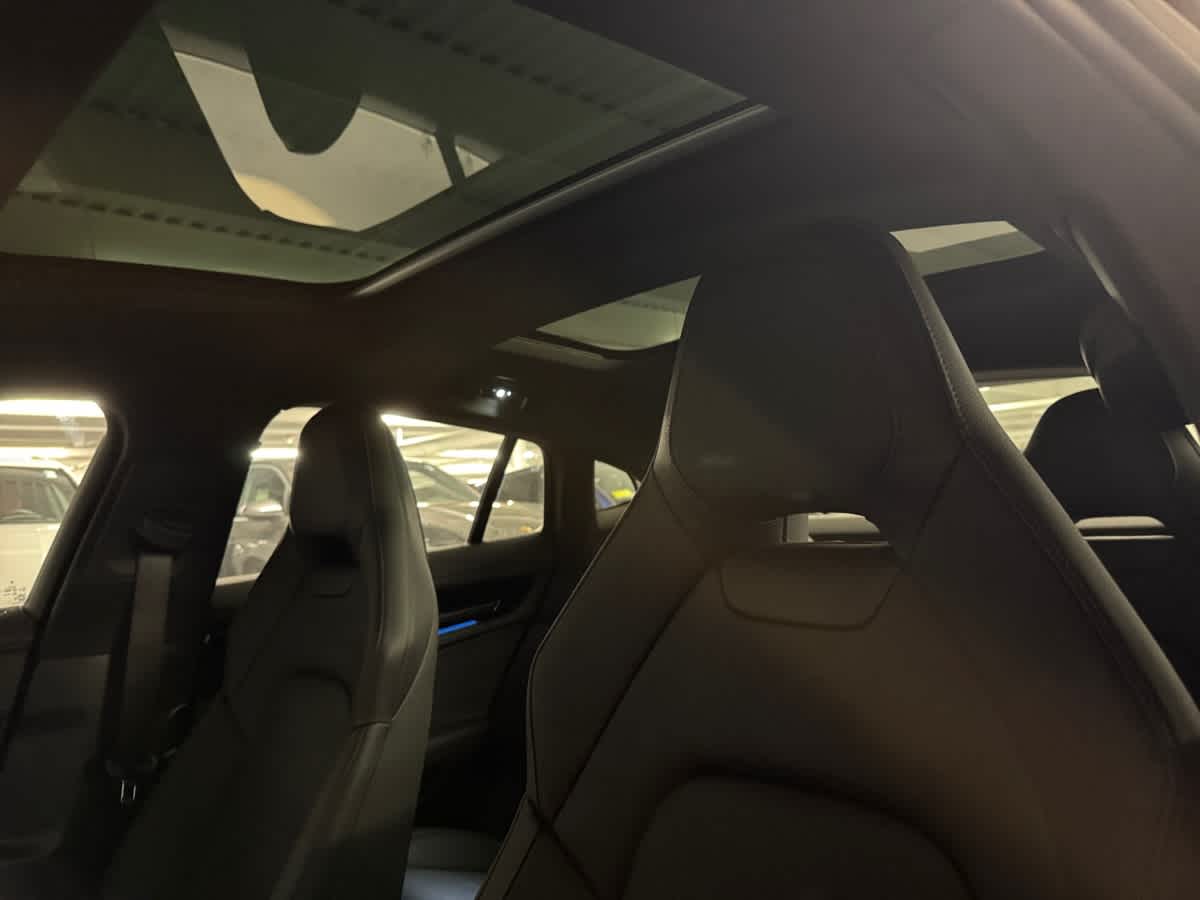 new 2025 Porsche Panamera car