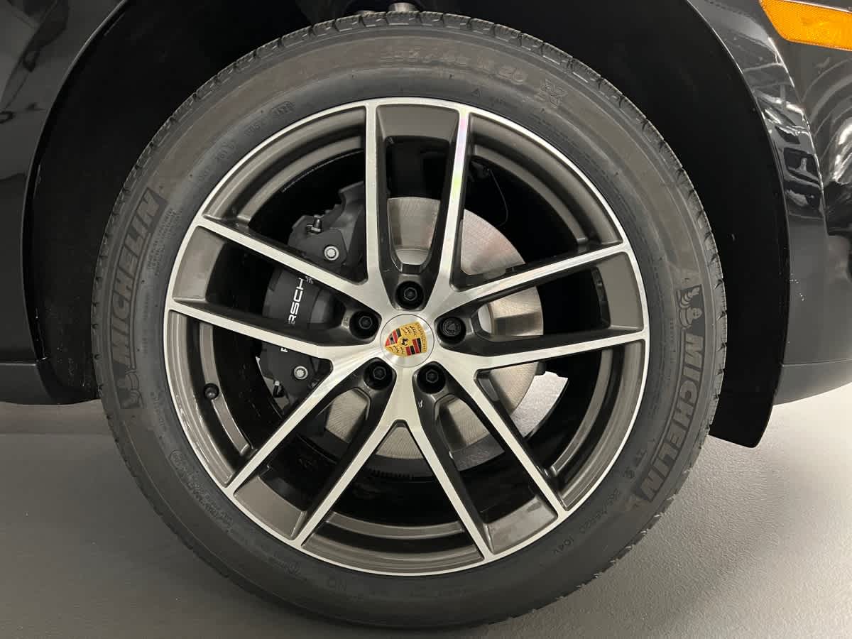 new 2026 Porsche Macan car