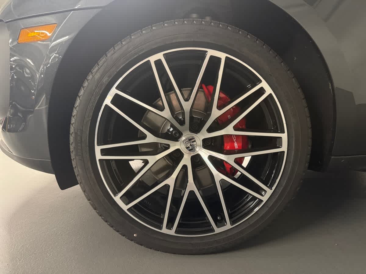 new 2026 Porsche Macan car