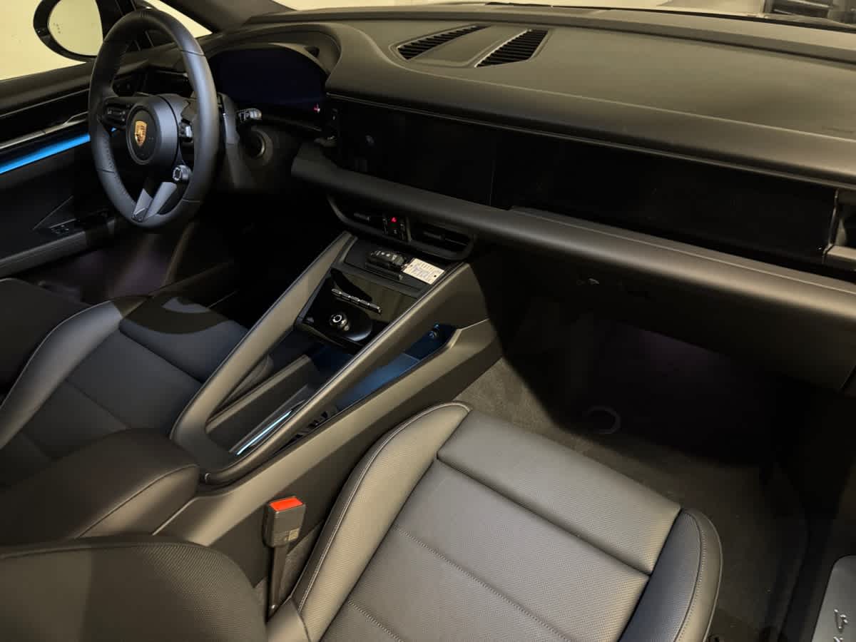 new 2026 Porsche Macan car