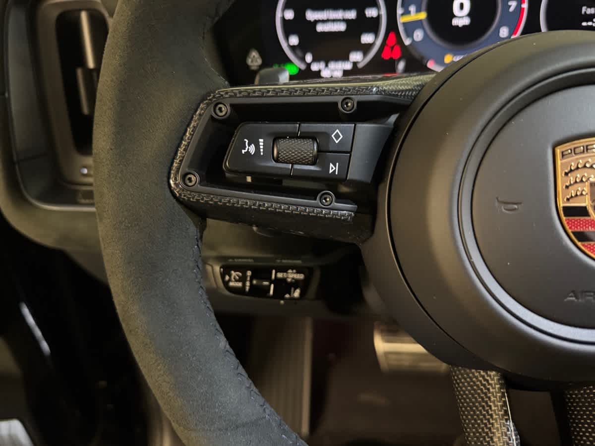 new 2025 Porsche Cayenne car