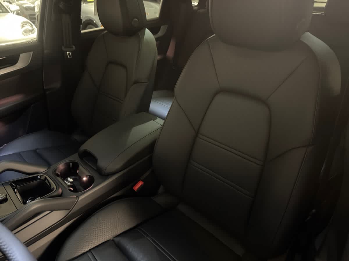 new 2026 Porsche Cayenne car