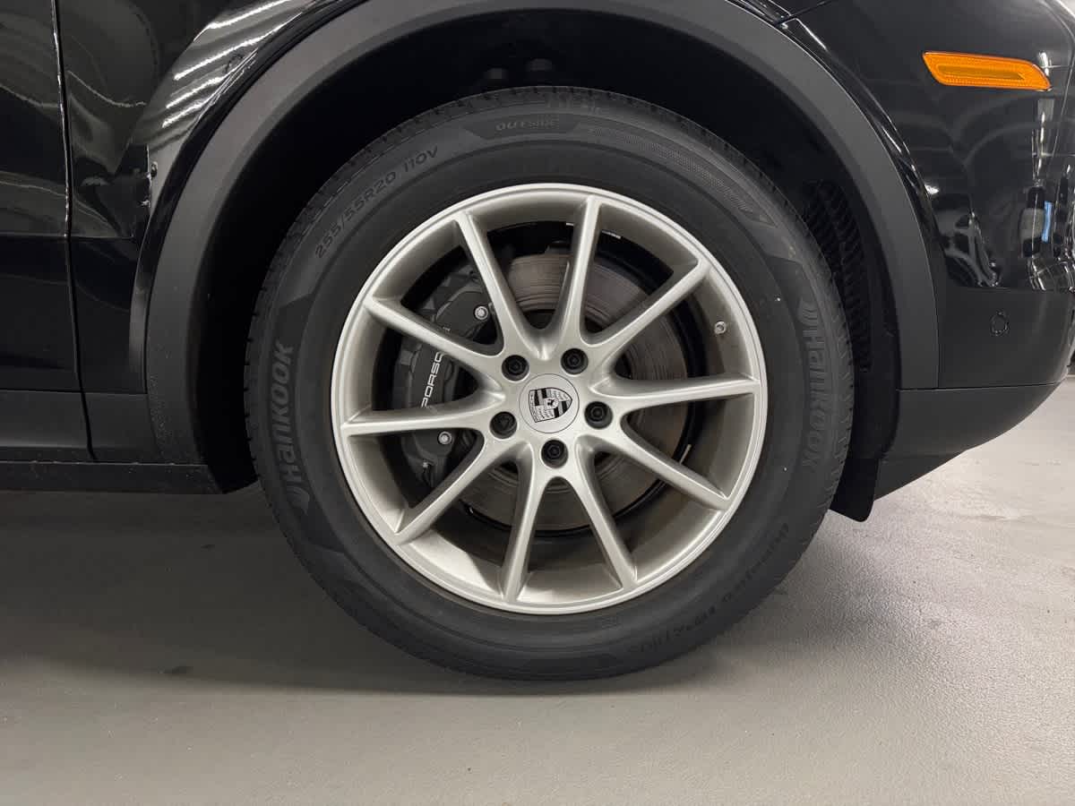 new 2026 Porsche Cayenne car