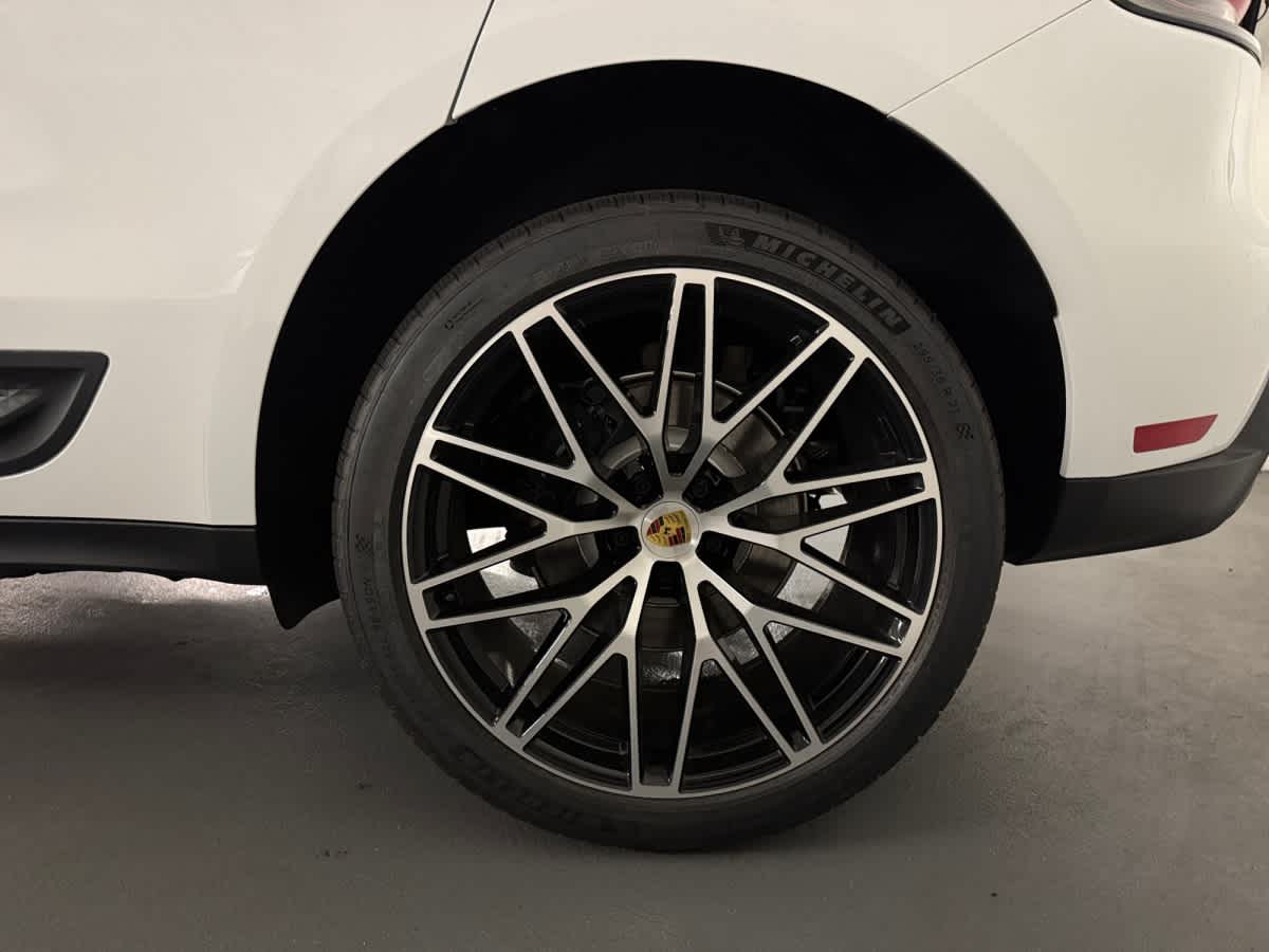 new 2026 Porsche Macan car