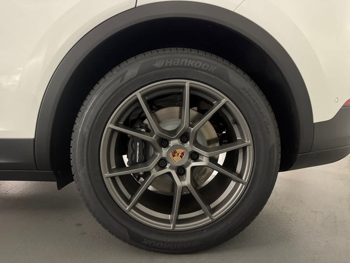 new 2026 Porsche Cayenne car