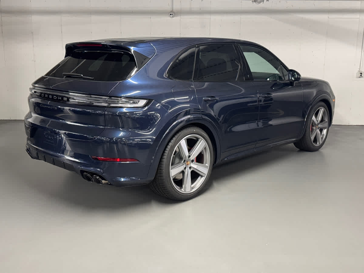 new 2025 Porsche Cayenne car