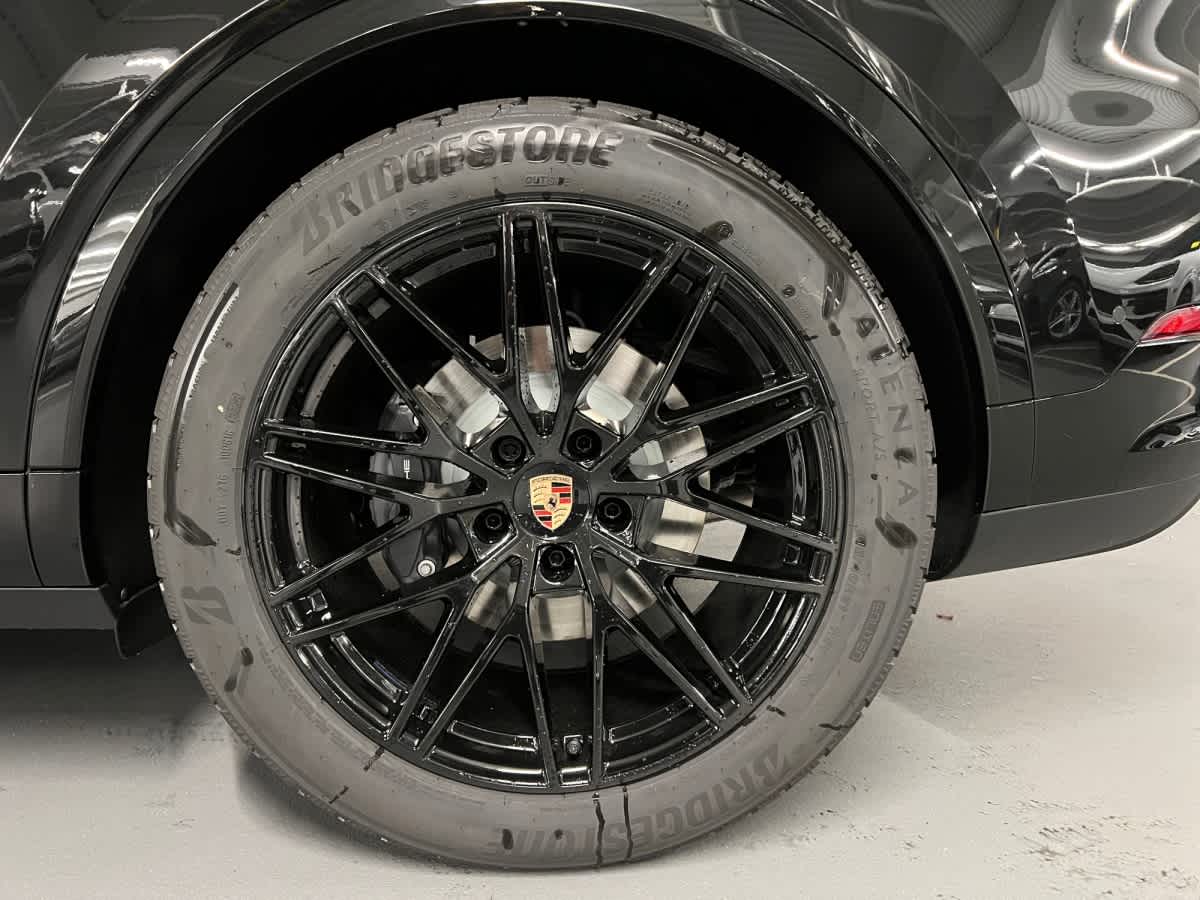 new 2026 Porsche Cayenne car
