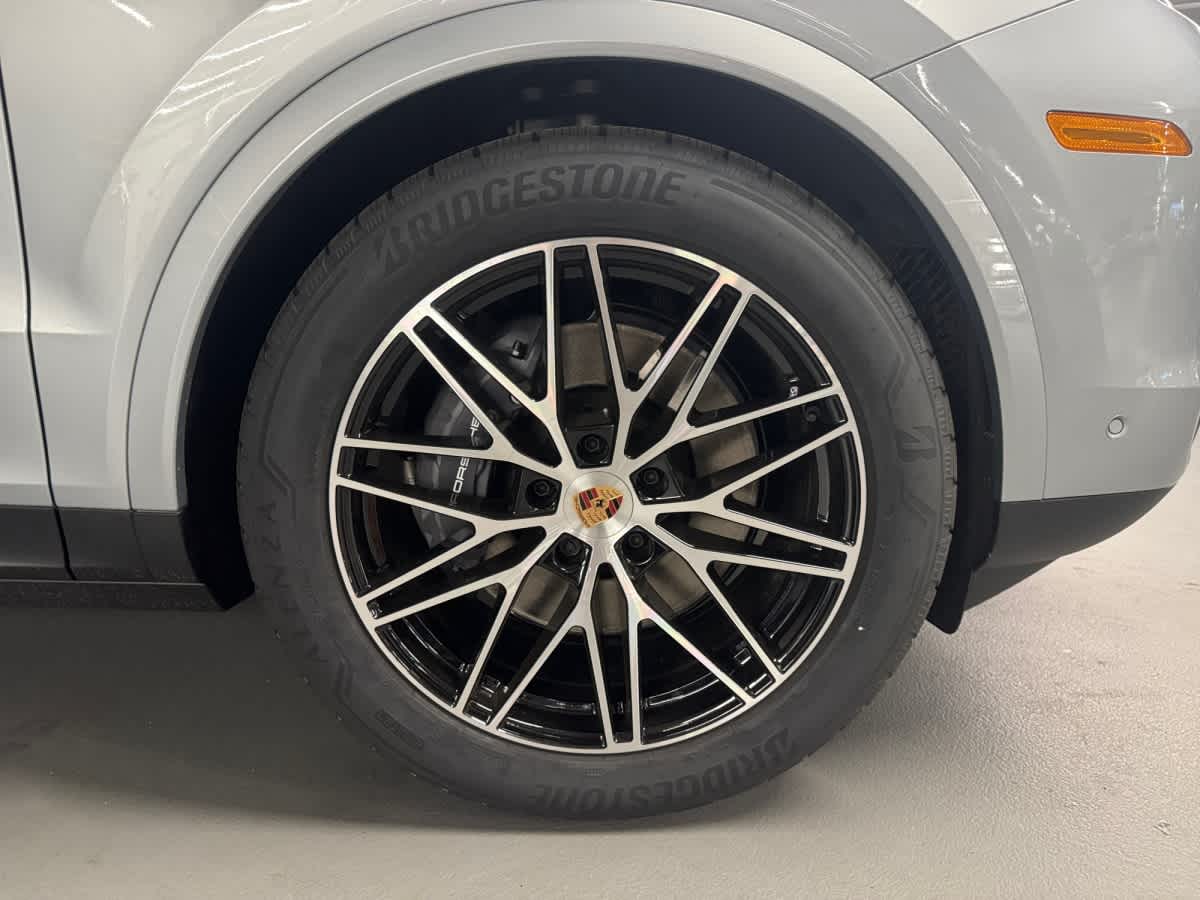 new 2026 Porsche Cayenne car