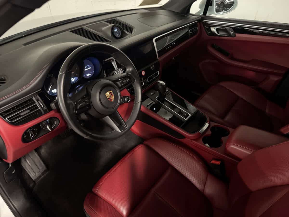 2023 Porsche Macan S photo 4