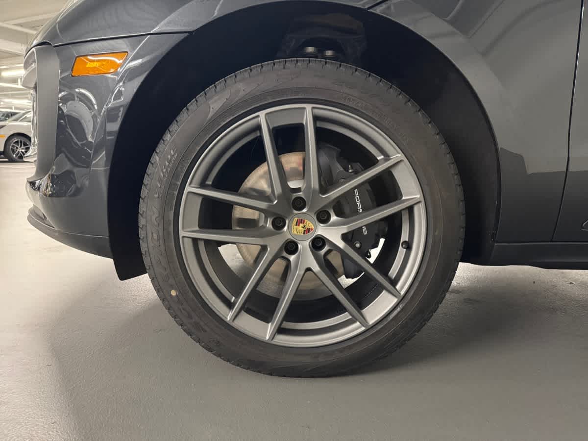 new 2026 Porsche Macan car