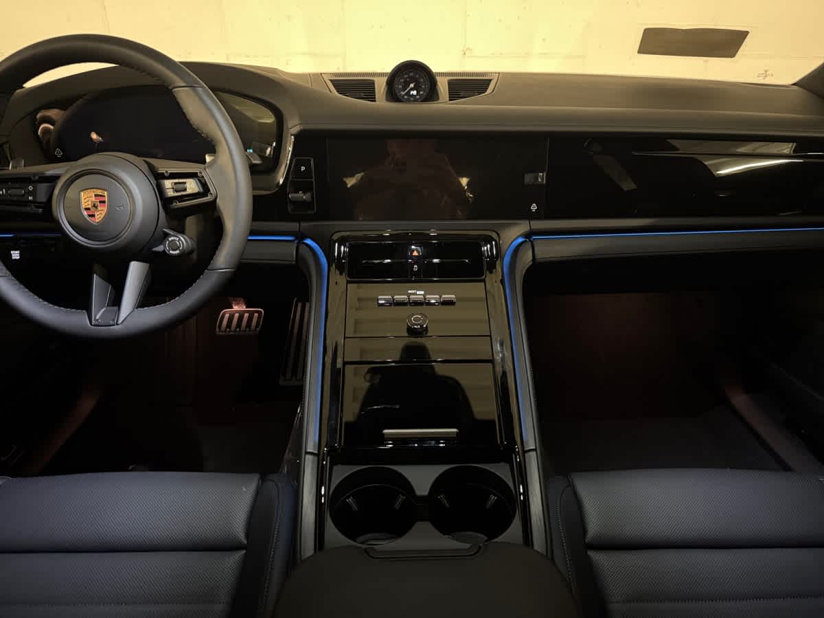 new 2026 Porsche Panamera car