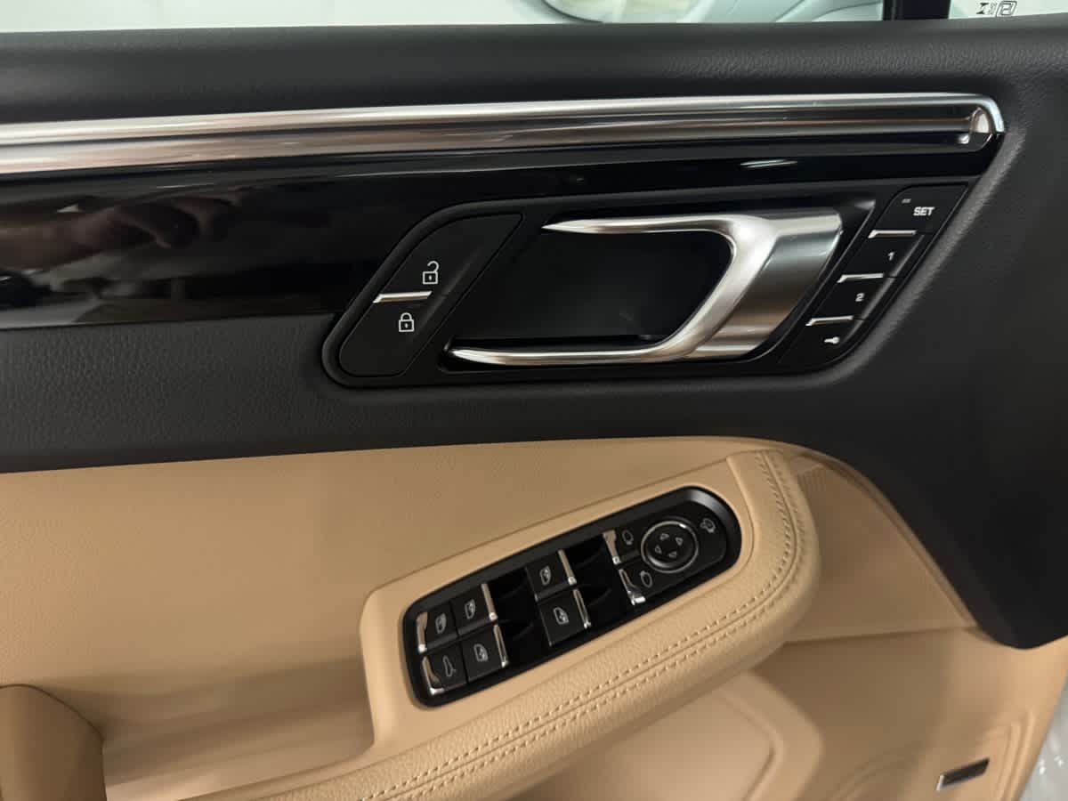 new 2026 Porsche Macan car