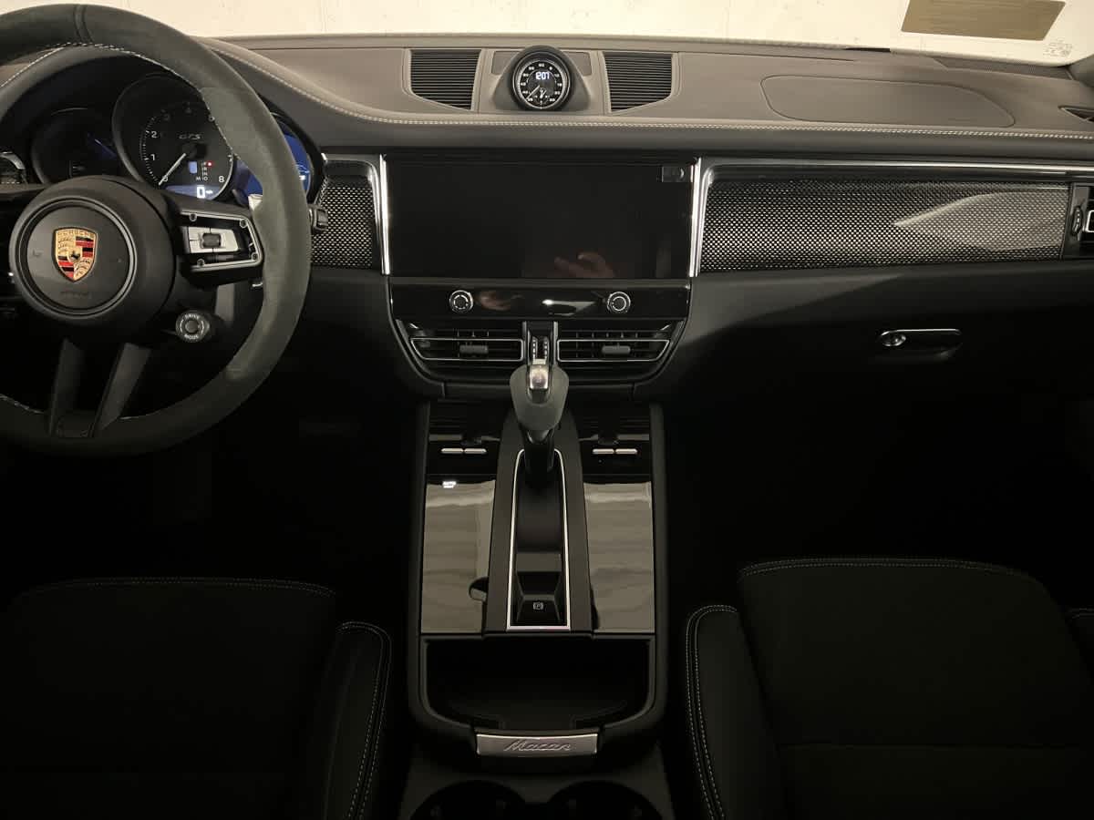 2025 Porsche Macan GTS - Photo 15