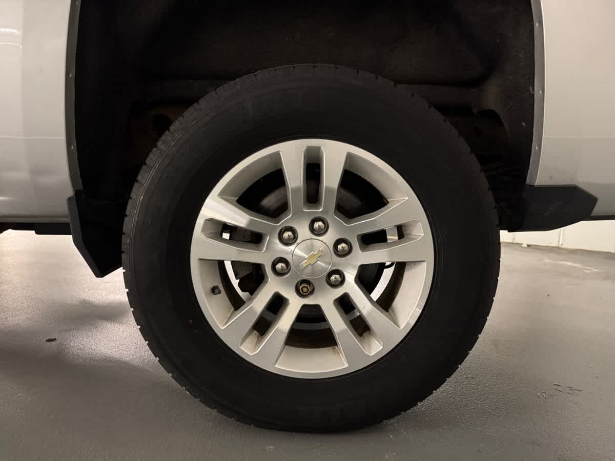 used 2018 Chevrolet Silverado 1500 car, priced at $25,998