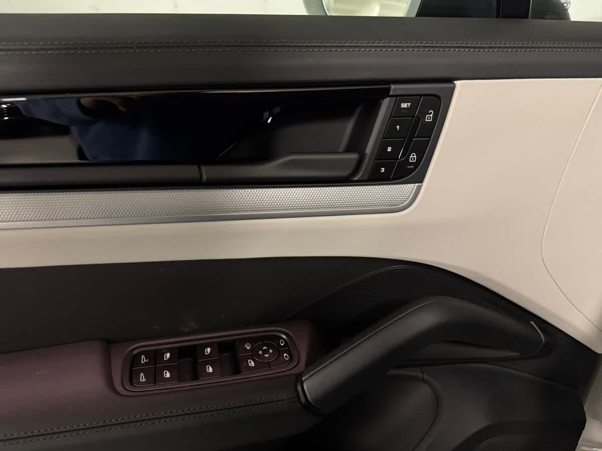 new 2026 Porsche Cayenne car