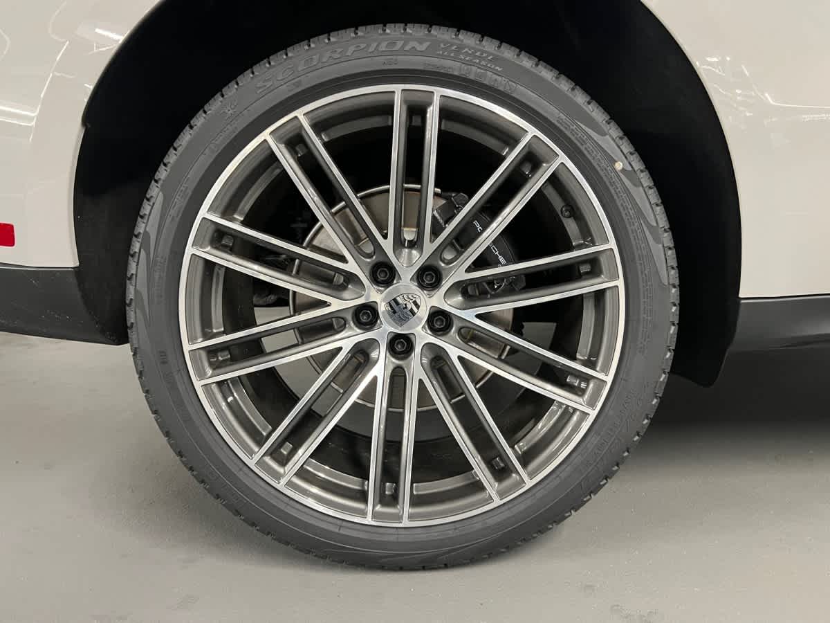new 2026 Porsche Macan car