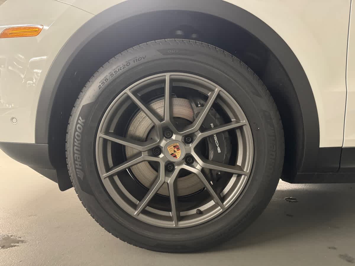 new 2026 Porsche Cayenne car