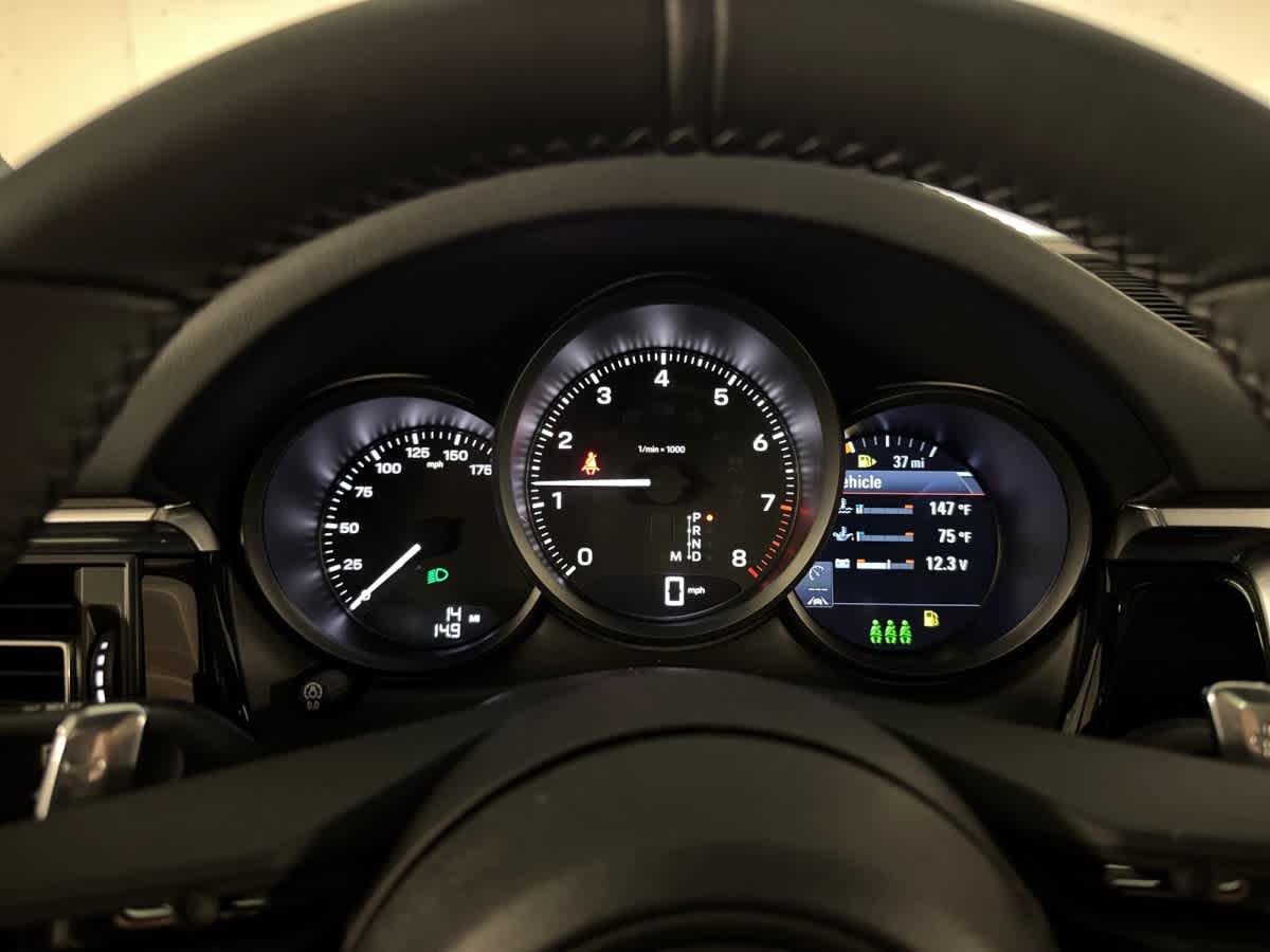 new 2026 Porsche Macan car
