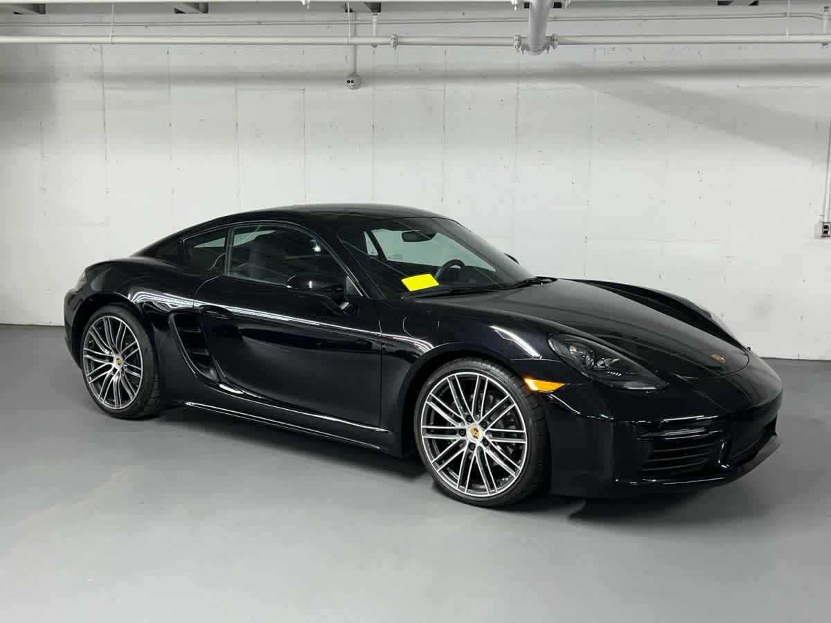 new 2025 Porsche 718 Cayman car