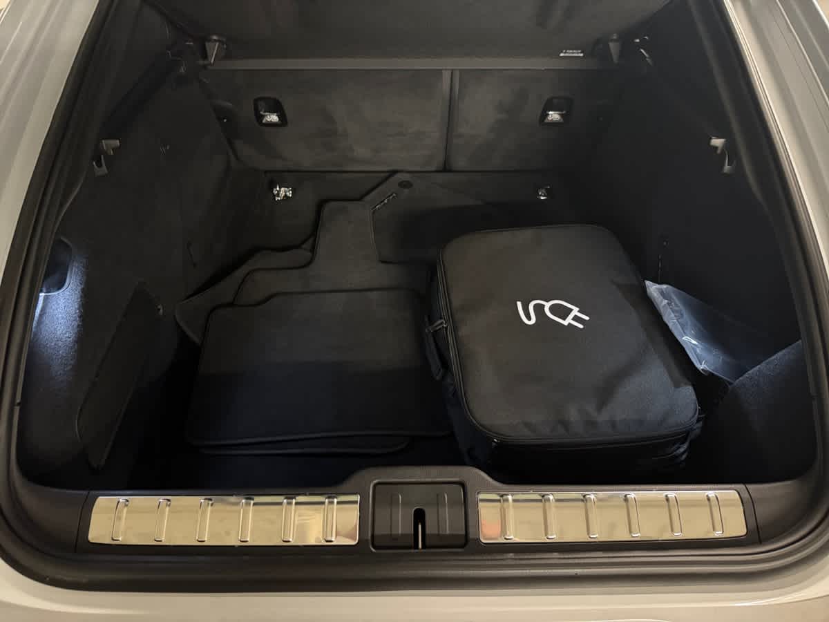 new 2025 Porsche Panamera car