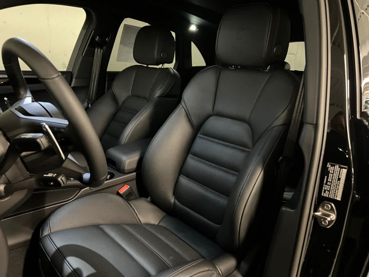 new 2026 Porsche Macan car