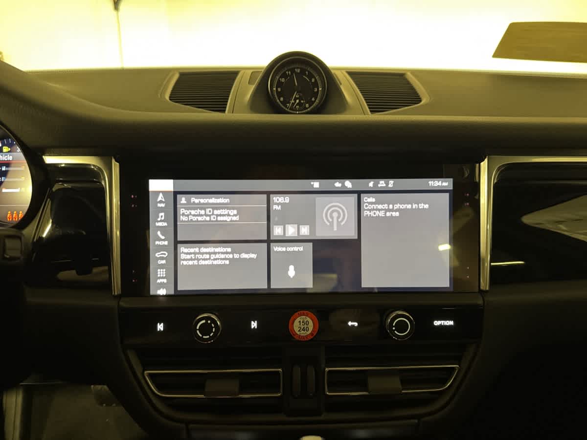 new 2026 Porsche Macan car