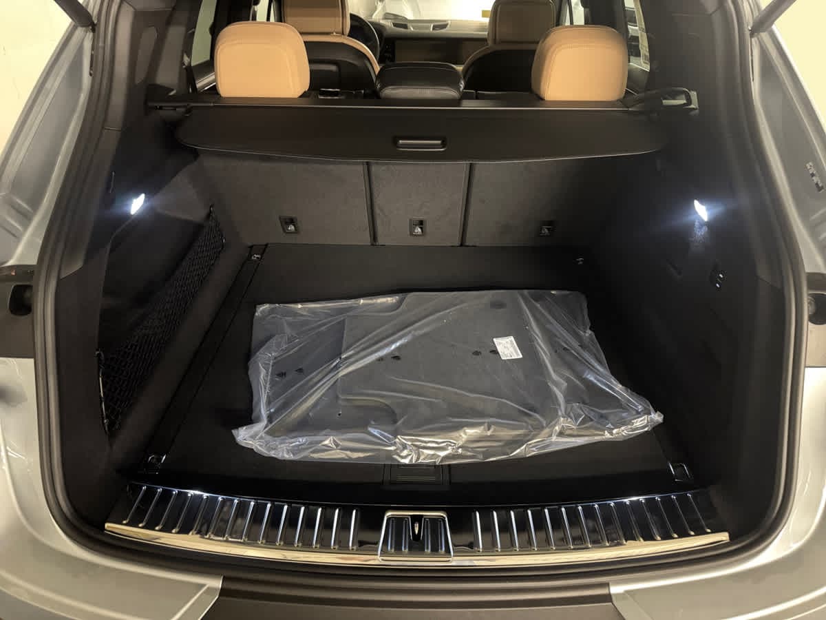 new 2026 Porsche Cayenne car