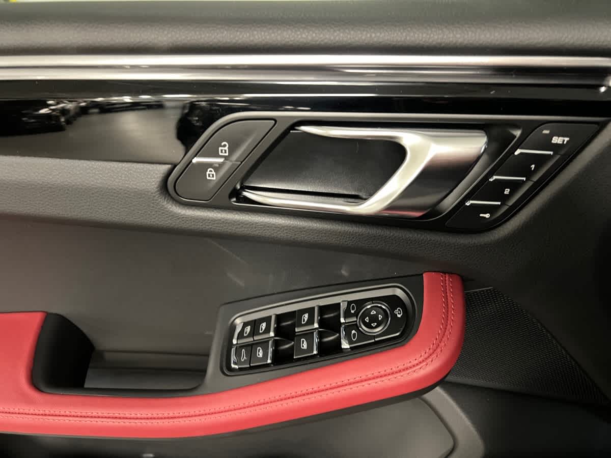 new 2026 Porsche Macan car