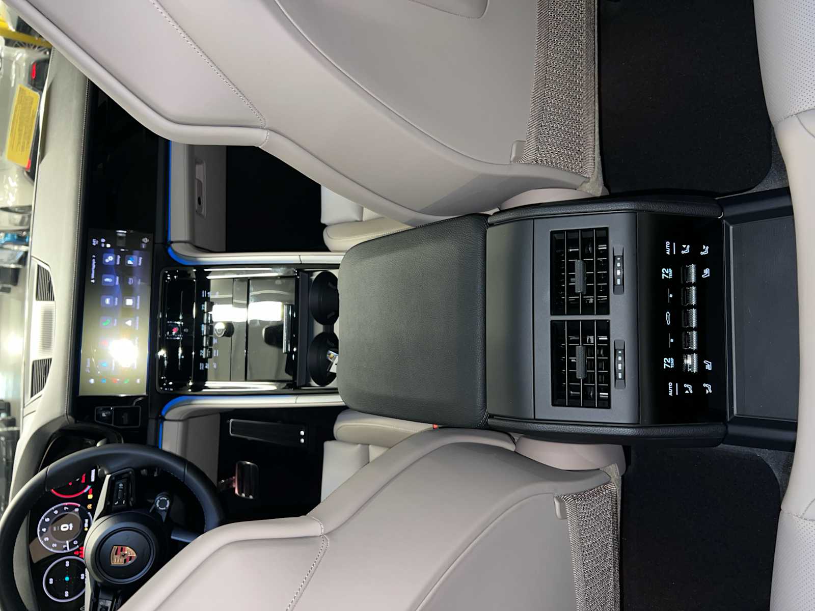 new 2026 Porsche Panamera car