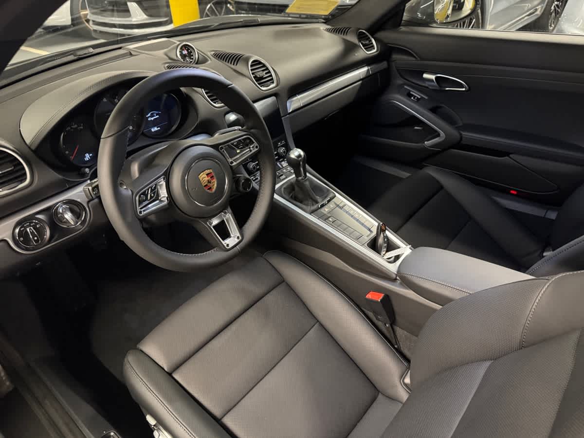 new 2025 Porsche 718 Cayman car