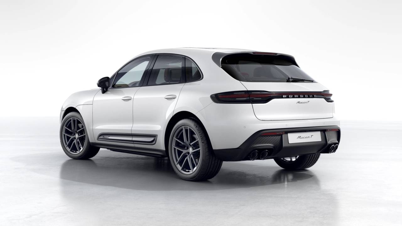 2026 Porsche Macan T photo 3