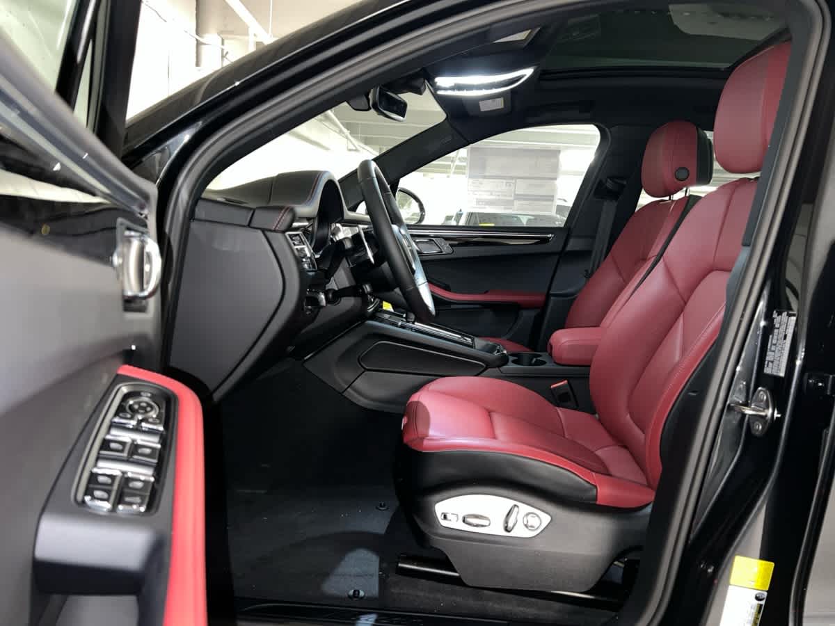 new 2026 Porsche Macan car