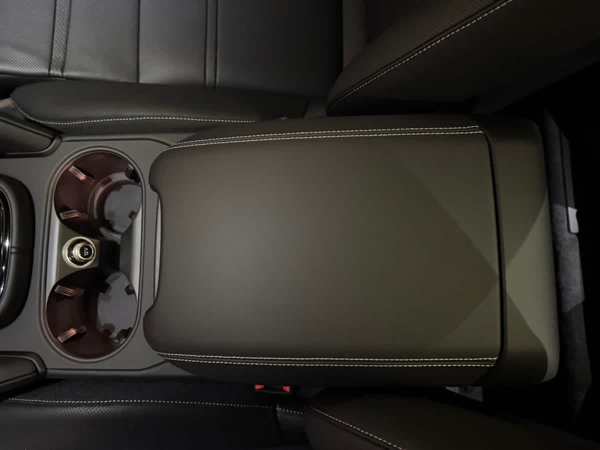 new 2026 Porsche Cayenne car